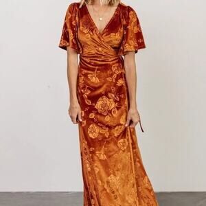 BALTIC BORN Dark Orange Brown Danielle Embossed Floral Velvet Wrap Dress sz XS